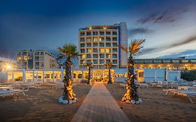 Excelsior Hotel, Spa & Lido - Preferred Hotels & Resorts