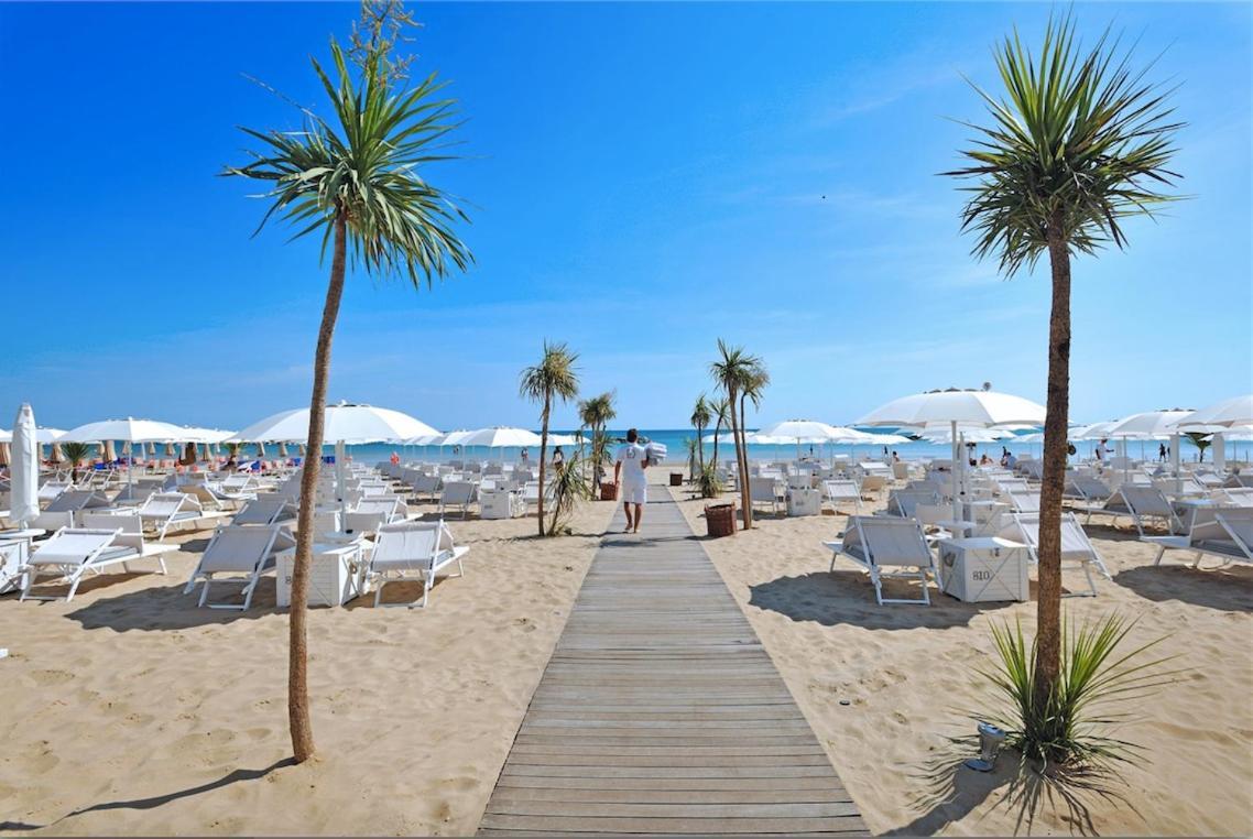 Excelsior Hotel, Spa & Lido - Preferred Hotels & Resorts Pesaro Esterno foto