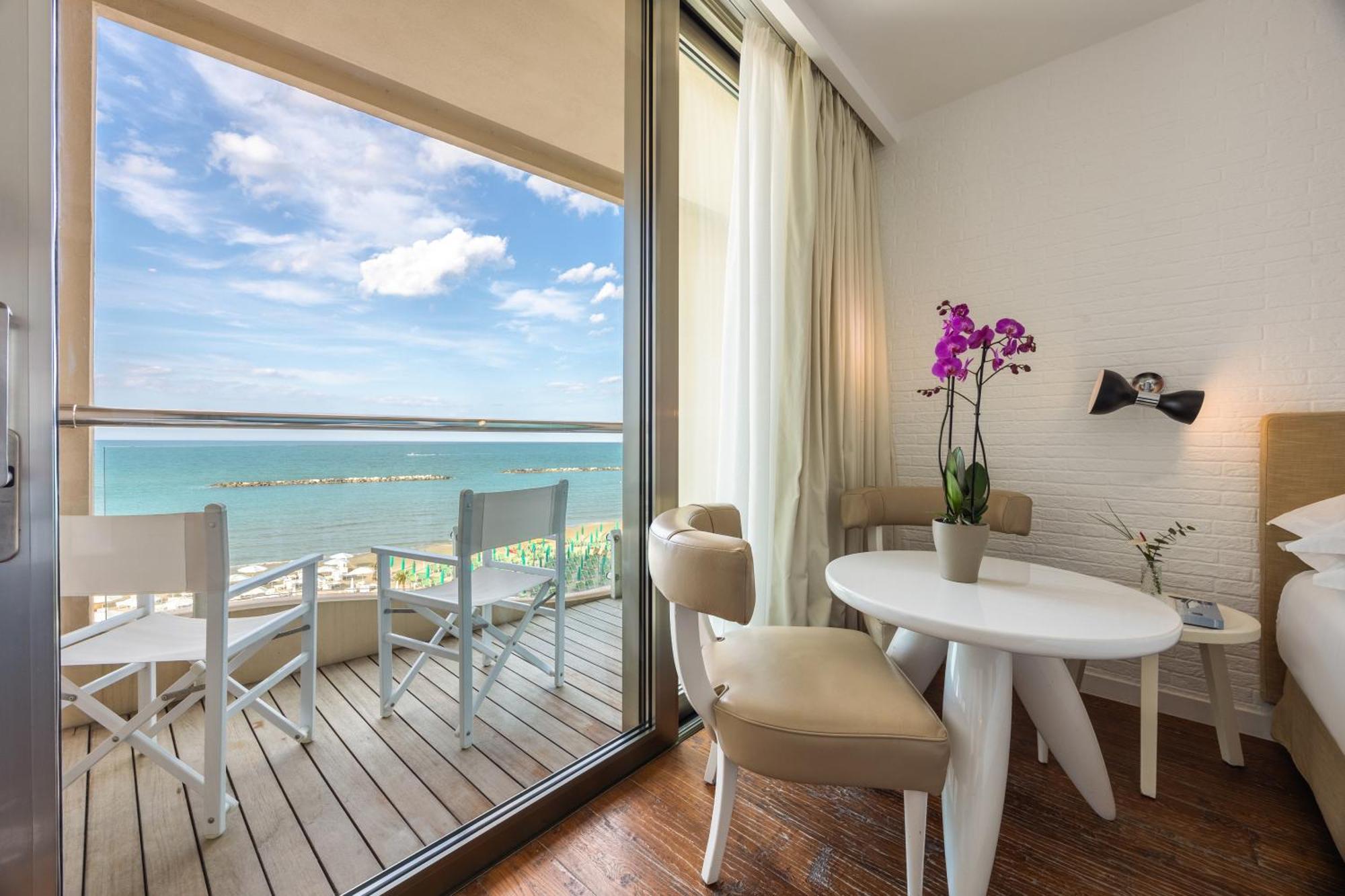 Excelsior Hotel, Spa & Lido - Preferred Hotels & Resorts Pesaro Esterno foto