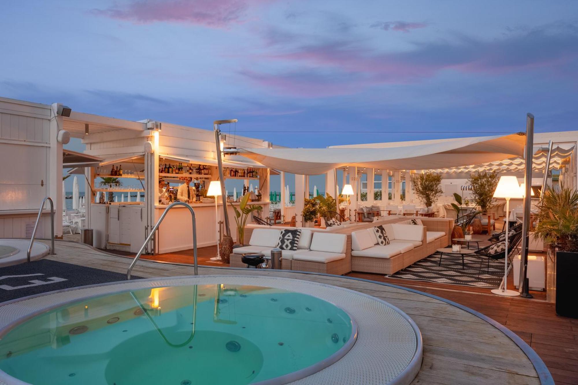 Excelsior Hotel, Spa & Lido - Preferred Hotels & Resorts Pesaro Esterno foto