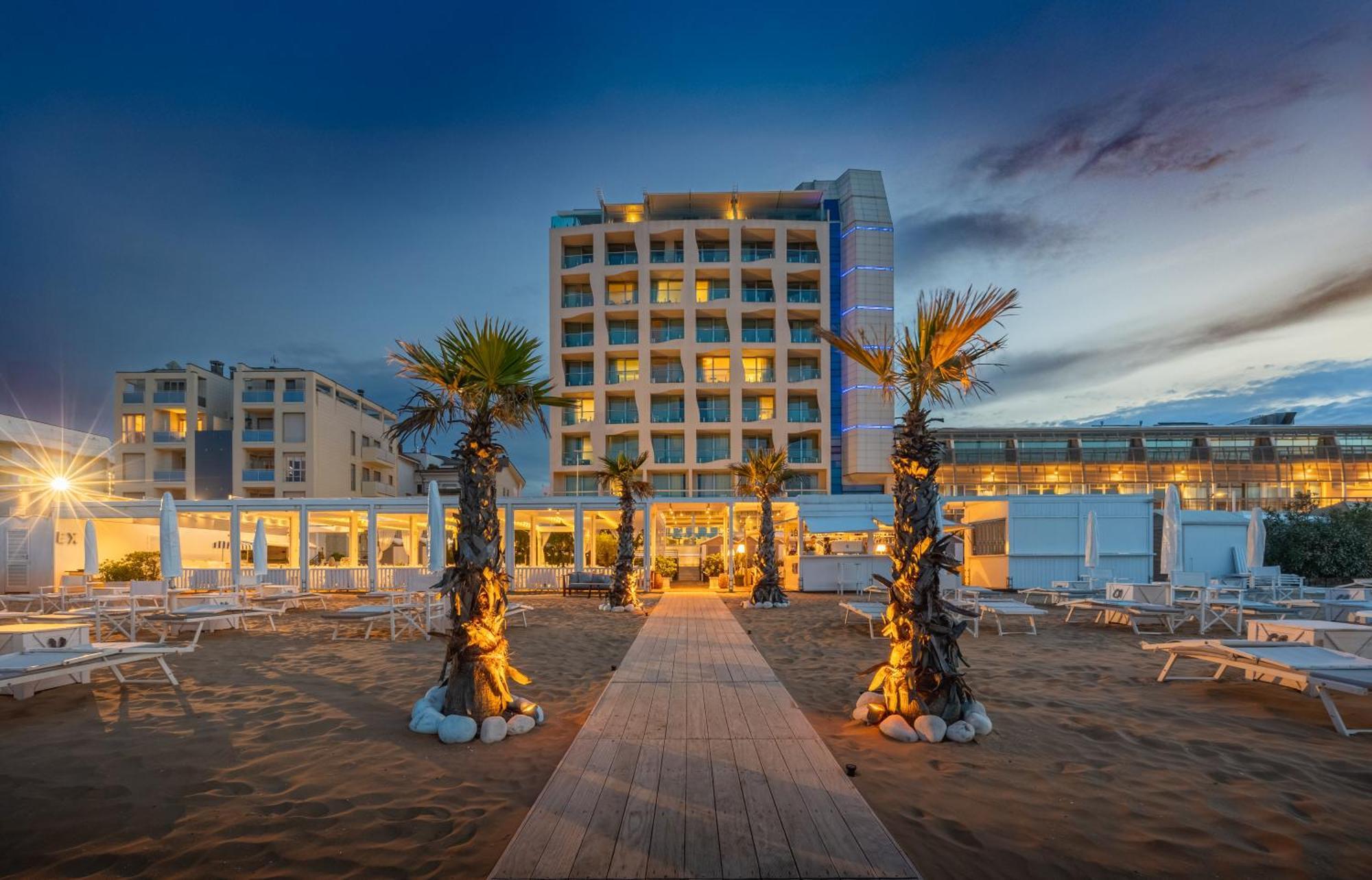 Excelsior Hotel, Spa & Lido - Preferred Hotels & Resorts Pesaro Esterno foto